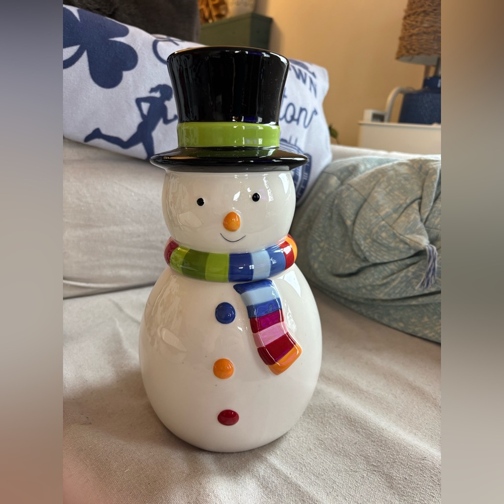 Snowman cookie jar
